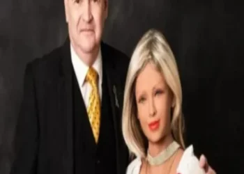 Bizarre: Australian Man Falls in Love With Humanoid Robot, Wants to Marry it